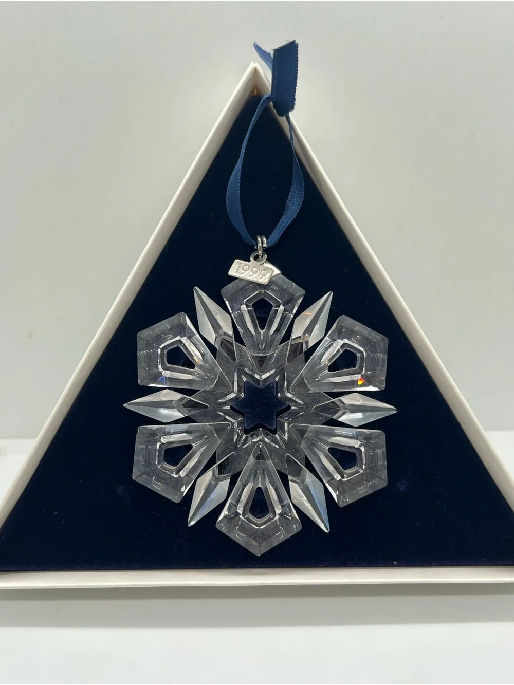 Swarovski Crystal 1999 Annual Christmas Ornament w/ Box